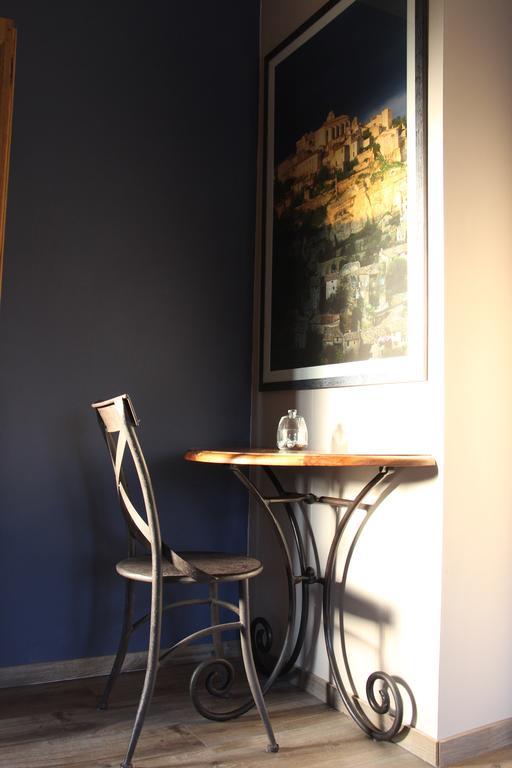 Sous Les Platanes B&B Châteaurenard Kültér fotó