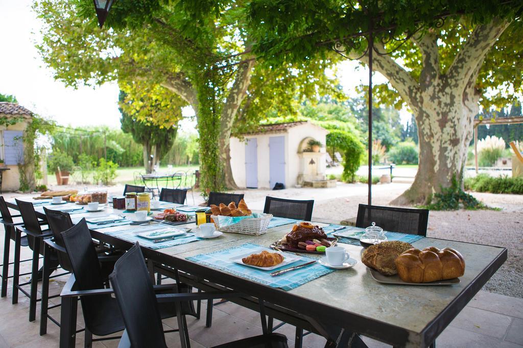 Sous Les Platanes B&B Châteaurenard Kültér fotó