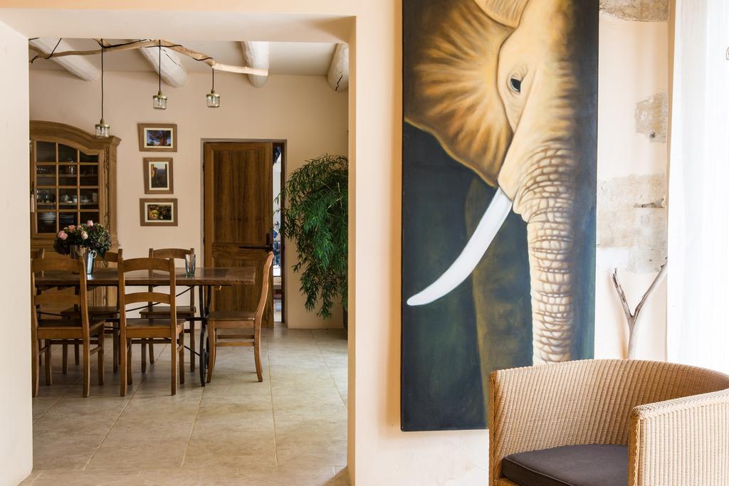 Sous Les Platanes B&B Châteaurenard Kültér fotó